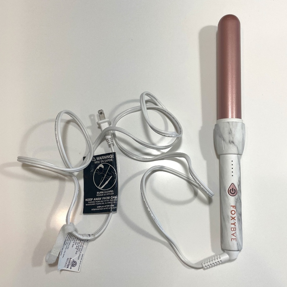 FoxyBae 1.25" Curling Wand